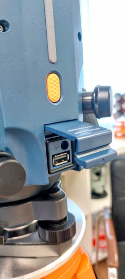 Технический тахеометр Sokkia iM-102 (Русское меню)