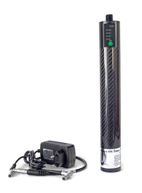 Аккумуляторная батарея BL10000 (12В; 10000 мАч), внешняя, с З/У и кабелем в комплекте.