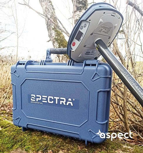 GNSS приемник Spectra SP85 GSM