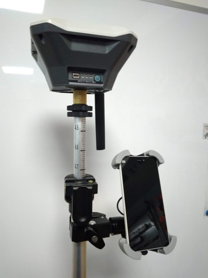 GNSS приемник EMLID REACH RS+