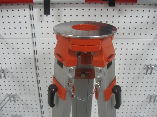 Штатив алюминиевый ASP60 (круглая головка, крепления винты и зажимы)