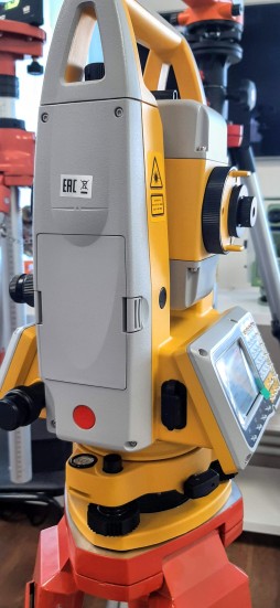 Тахеометр South N3  СКО 2&quot; дальномер 1000 м.  