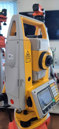 Тахеометр South N3  СКО 2&quot; дальномер 1000 м.  