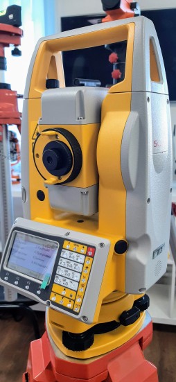 Тахеометр South N3  СКО 2&quot; дальномер 1000 м.  