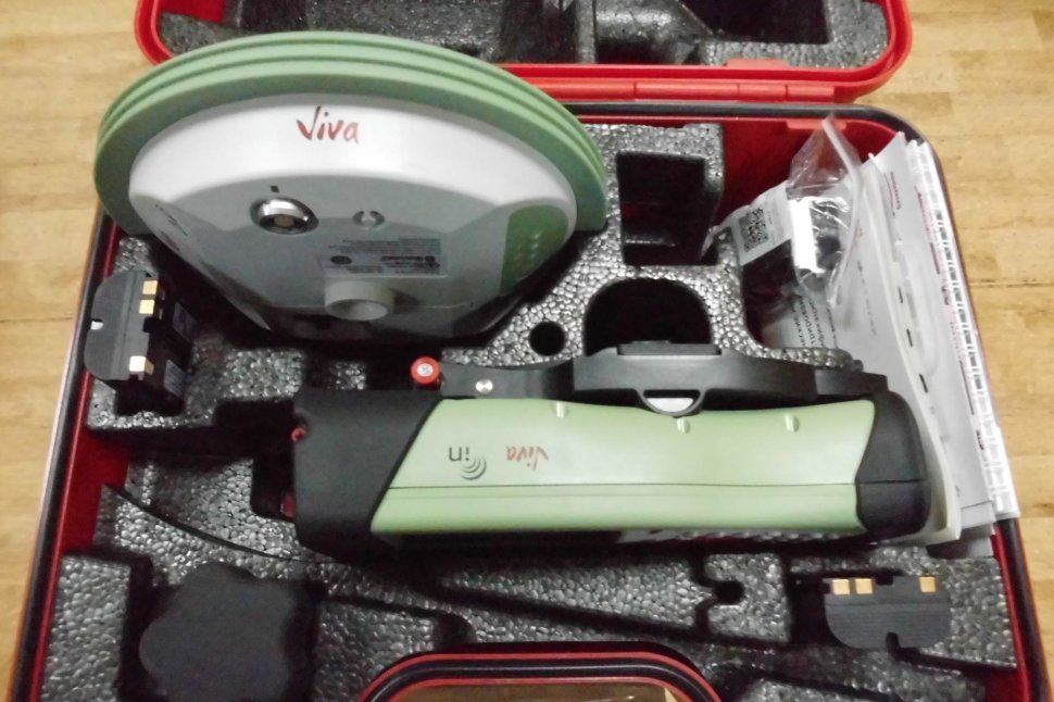 Комплект GNSS Leica GS14 Base + GS08 plus Rover Radio/GSM