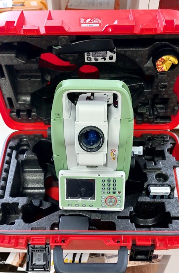 Тахеометр Leica TS03 R500 (2&quot;)