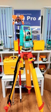 Тахеометр Ruide RIS 2 (СКО 2", до 1000 м без отражателя, USB)