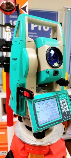 Тахеометр Ruide RIS 2 (СКО 2&quot;, до 1000 м без отражателя, USB)