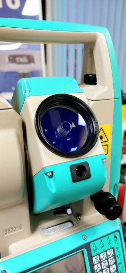 Тахеометр Ruide RIS 2 (СКО 2&quot;, до 1000 м без отражателя, USB)