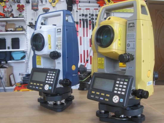 Тахеометр Topcon ES-55 (5&quot;) бу г.в. 2017 (состояние нового)