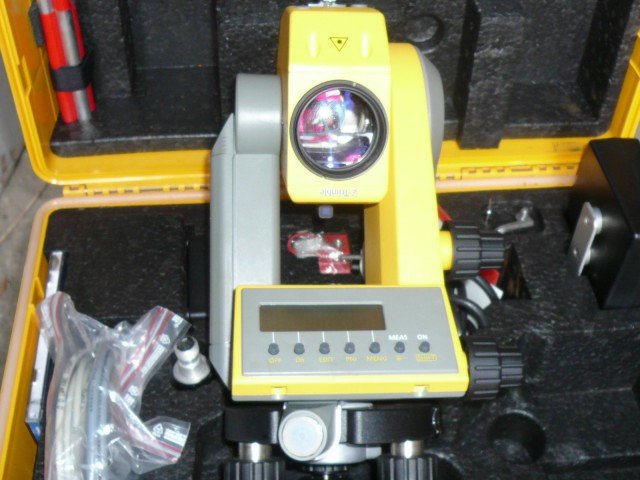 Тахеометр Trimble (Zeiss) 3303 DR X-treme 3", до -35С Бу 2004г 
