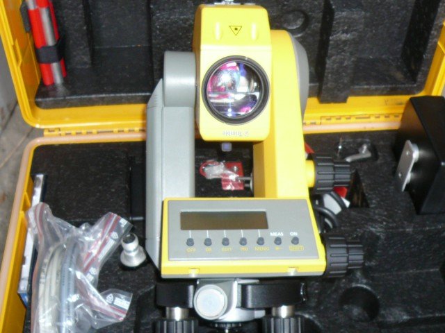 Тахеометр Trimble (Zeiss) 3303 DR X-treme 3", до -35С Бу 2004г 