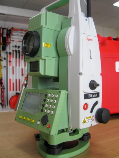 Тахеометр Leica TS06plus R1000 2&quot;