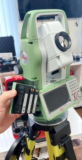 Тахеометр Leica TS10 R1000 (2&quot;)