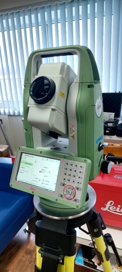 Тахеометр Leica TS10 R1000 (2&quot;)