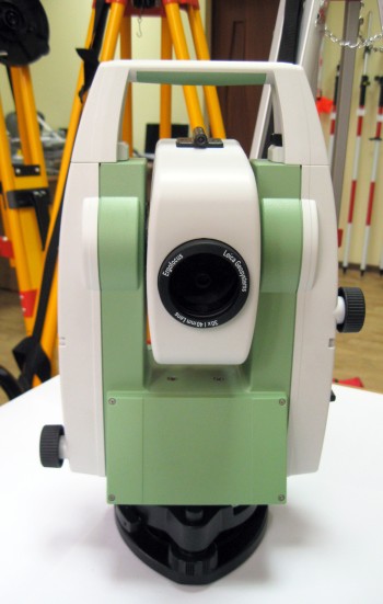 Тахеометр Leica TS02plus R500 5&quot; Arctic
