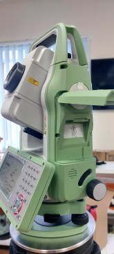 Тахеометр LEICA TS10 R1000 Arctic 2"