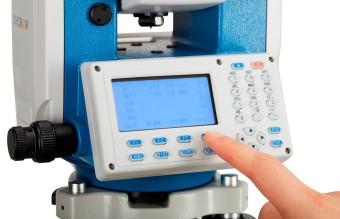 Комплект CHCNAV CTS-112R4 с LT700 и аксессуарами